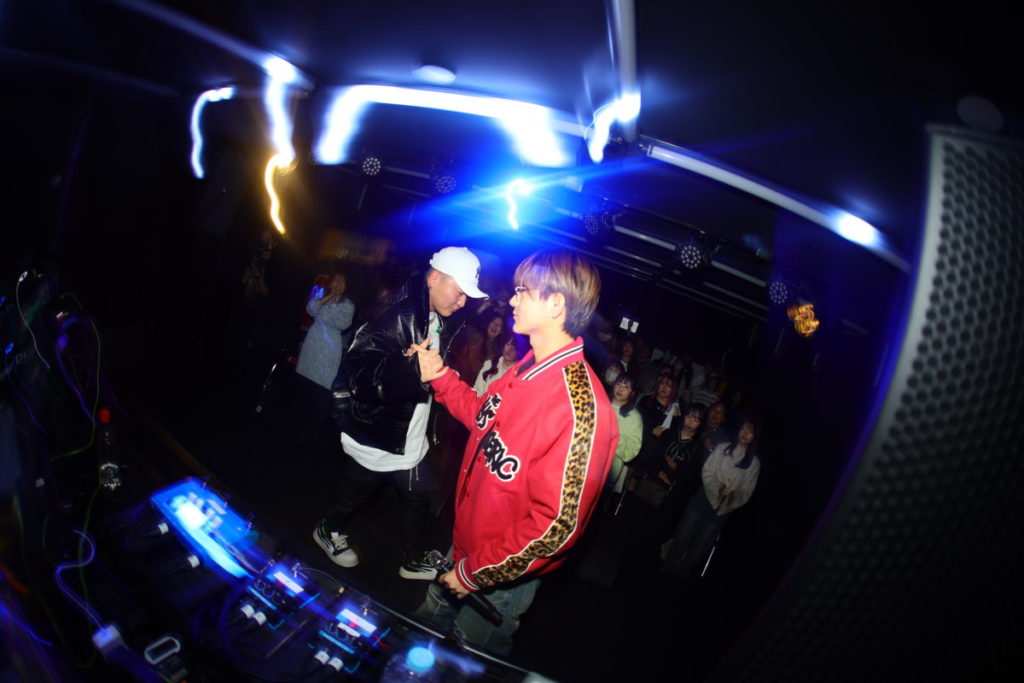 ZELE,YOSHIKI EZAKIも出演した5都市を巡るツアー＜BLUE SOUNDS 5-CITY TOUR＞が代官山ORD.で開幕